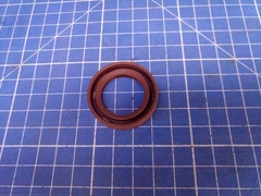 Сальник коленвала DDE 25x38x7 T475/T575/T8/TX