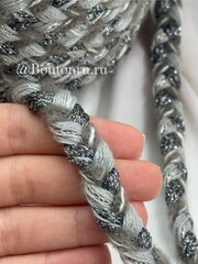 Тесьма-косичка серо-голубая с нитью люрекса 15 мм