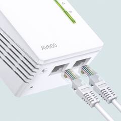 TP-Link TL-WPA4220 - N300 Wi-Fi Powerline адаптер AV600