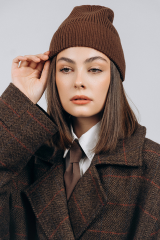 Шапка из полушерсти