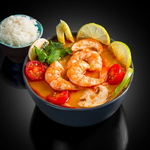 Том ям с креветками