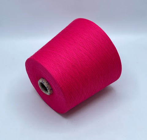 Бобинная пряжа,Cotton combed, 2540м. 100%Хлопок, Ярко-розовый(701), 39345