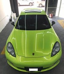 Пленка Coral Fluorescent Yellow глянцевая салатовая Carbins 12 погонных метров