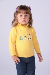 Свитер для девочки