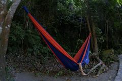 Гигантский гамак (8х4,5м) Ticket to the Moon Mammock Hammock Royal Blue / Orange - 2