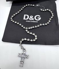 kole-galstuk-dolce-gabbana-s-kristallami-i-podveskoj-krest