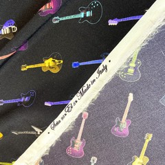 шелк матовый черный с гитарами фото