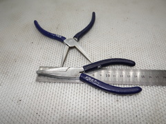 Длинногубцы 140 мм с силиконовыми ручками соотв. ГОСТ  СССР