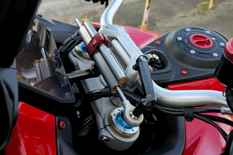 CNC Racing Комплект крепления рулевого демпфера Multistrada V4 Pikes Peak / RS