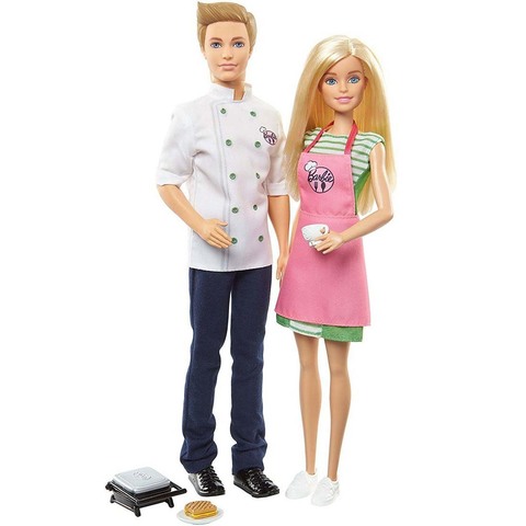 Барби и Кен сотрудники кафе