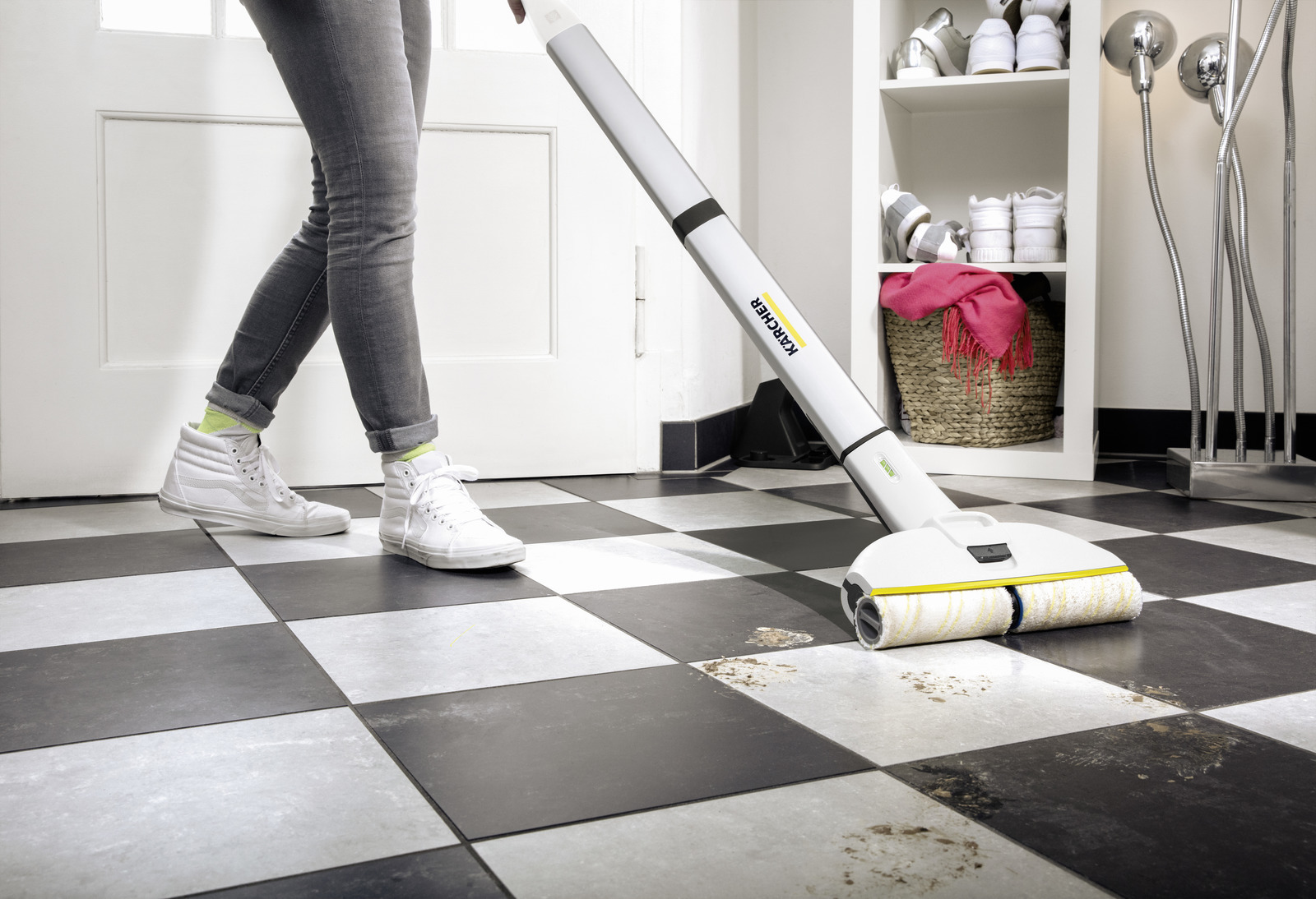 Электрошвабра EWM 2 10563100 – купить за 16 690 ₽ | Интернет-магазин Karcher