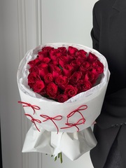 Моно букет из одноголовых роз 31 шт