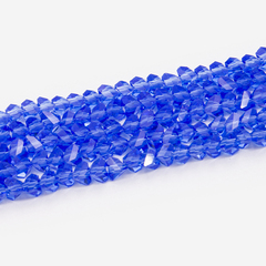 Хрустальные бусины в форме треугольника, оттенок "Синий", 3*4мм