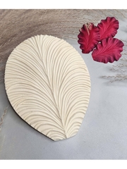 Молд пластиковый лепесток 