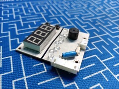 Плата зарядного устройства QUATTRO ELEMENTI Start & Go 90 c дисплеем (772-470-005)