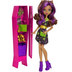 Клодин Вульф со шкафчиком. Главные герои с аксессуарами