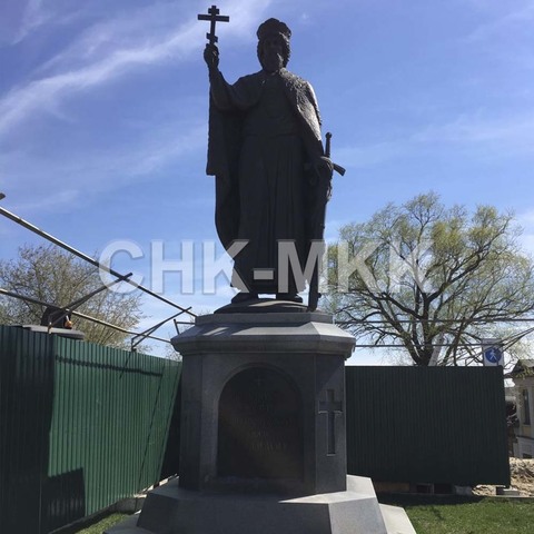 Памятник  Князю Владимиру в г. Владимир