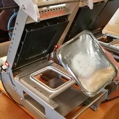 Запайщик лотков VASSILII-Контур c контурной обрезкой пленки (встроенный нож)