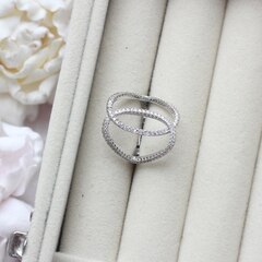 Кольцо с фианитами, родий Д033