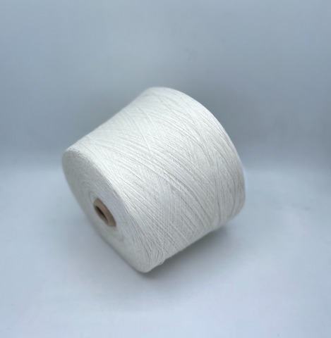 New Mill (пр.Италия),art- Spirit 1330м/100гр, 5% кашемир, 50% вискоза, 45% полиамид. Цвет- Молочный, арт.31758
