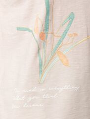 Футболка из фактурного полотна с авторским принтом  D49.071 (118026)