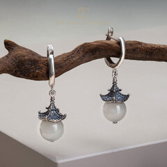 Серёжки с белым нефритом "Доугун".