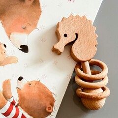 Деревянная погремушка - грызунок с колечками "Морской Конек" Леснушки