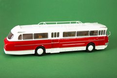 Ikarus 66 white-red 1:43 Modimio Our Buses #6