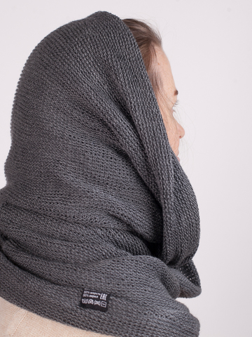 Теплый уютный шарф-снуд на два оборота (цвет - серый меланж)
