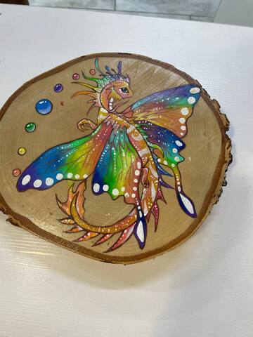 Спил береза с драконом