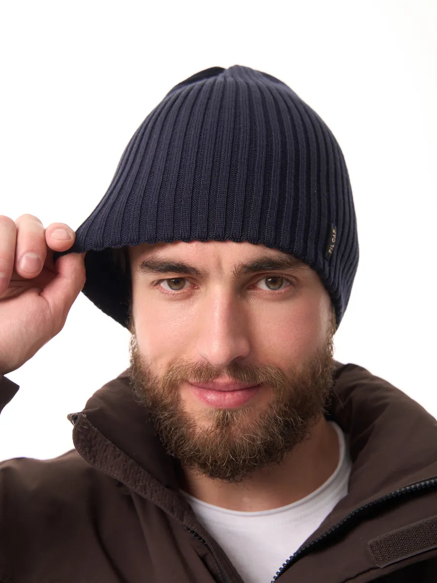 Шапка осенняя бини вязаная зима