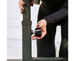 Тренажер для приседаний D282