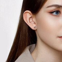 1020984-sergi-pusety-iz-zolota-s-brilliantami-ot-sokolov