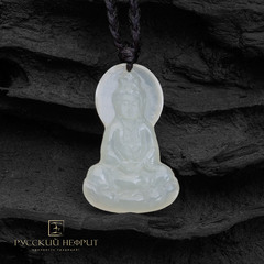 Подвес "Будда". Буромский нефрит.