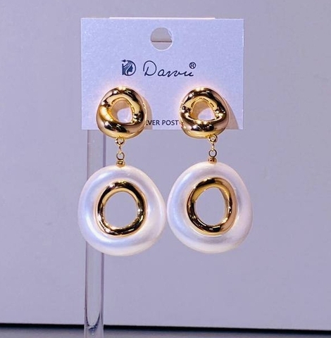 Серьги с круглыми подвесками в стилистике POISON DROP