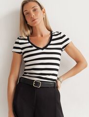 Футболка из плотного трикотажа с плетением риб 1*1  D49.126 (130388)