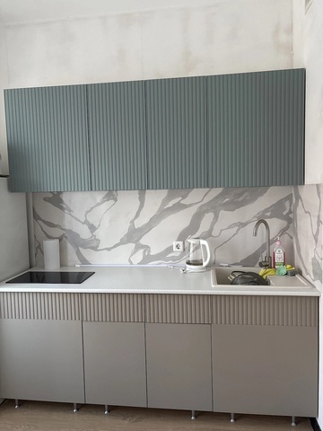 Кухня Оливия 2.0 м белый глянец холодный / голдэн пэлас