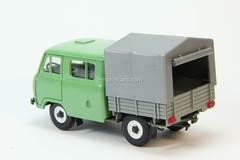 UAZ-39094 Farmer van flatbed with tarpaulin Agat Mossar Tantal 1:43