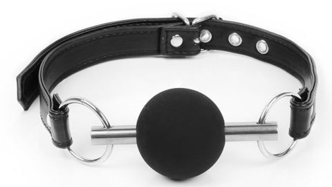 Черный силиконовый кляп-шарик на ремешке - Notabu NOTABU NTB-80544