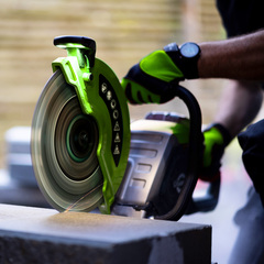 Бетонорез Greenworks PC141 82V (350 мм) аккумуляторный, без АКБ и ЗУ