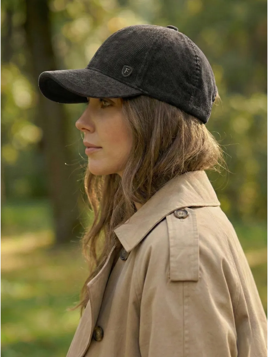 Бейсболка летняя вельвет весенняя