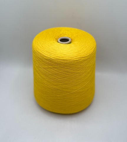 Folco (пр.Италия). 2/28 1400м/100гр, 50% меринос, 50% акрил, цвет-Желтый(86/15), арт.36880