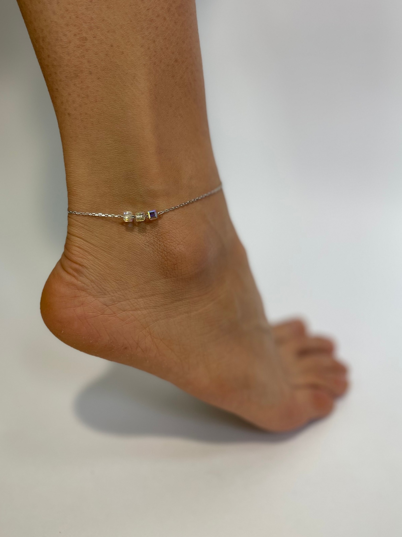 Серебряный браслет на ногу, анклет, с кристаллами Swarovski