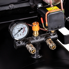 Компрессор масляный ременной AEROMAX 1050/300