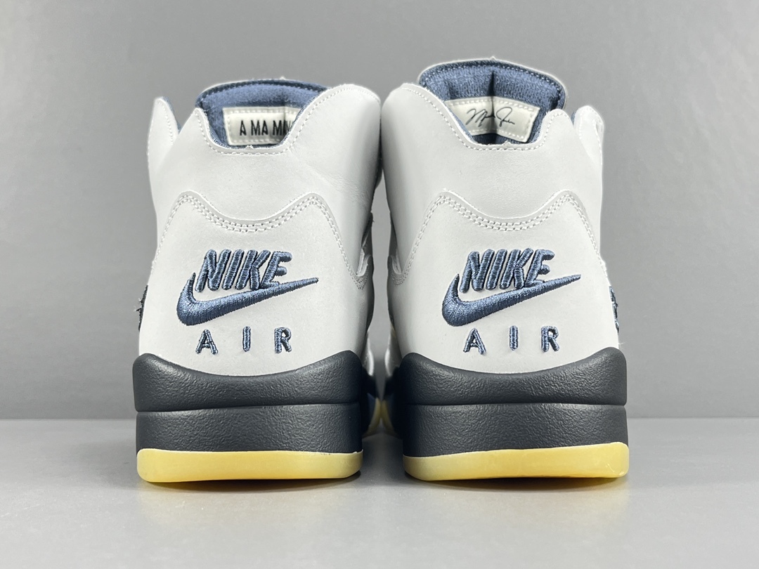 Jordan with nike air on back online