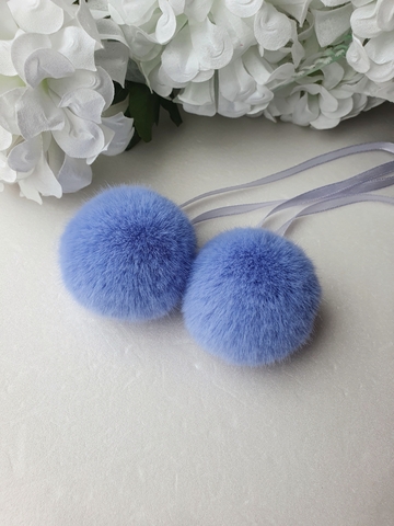 Eco-fur pompoms, 5 cm, color Sundae, 2 pieces