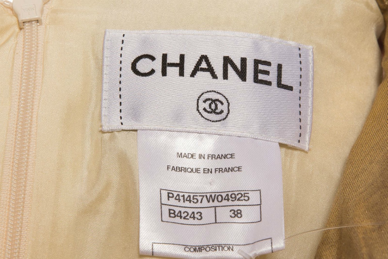 Роскошное платье из твида с золотой парчой из коллекции Paris – Byzantine от Chanel, 38 размер