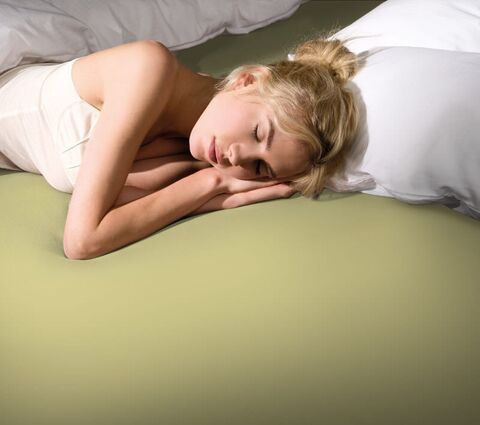 Простыня на резинке 140x200-160x200 Formesse Bella Donna Jersey 0531 lime