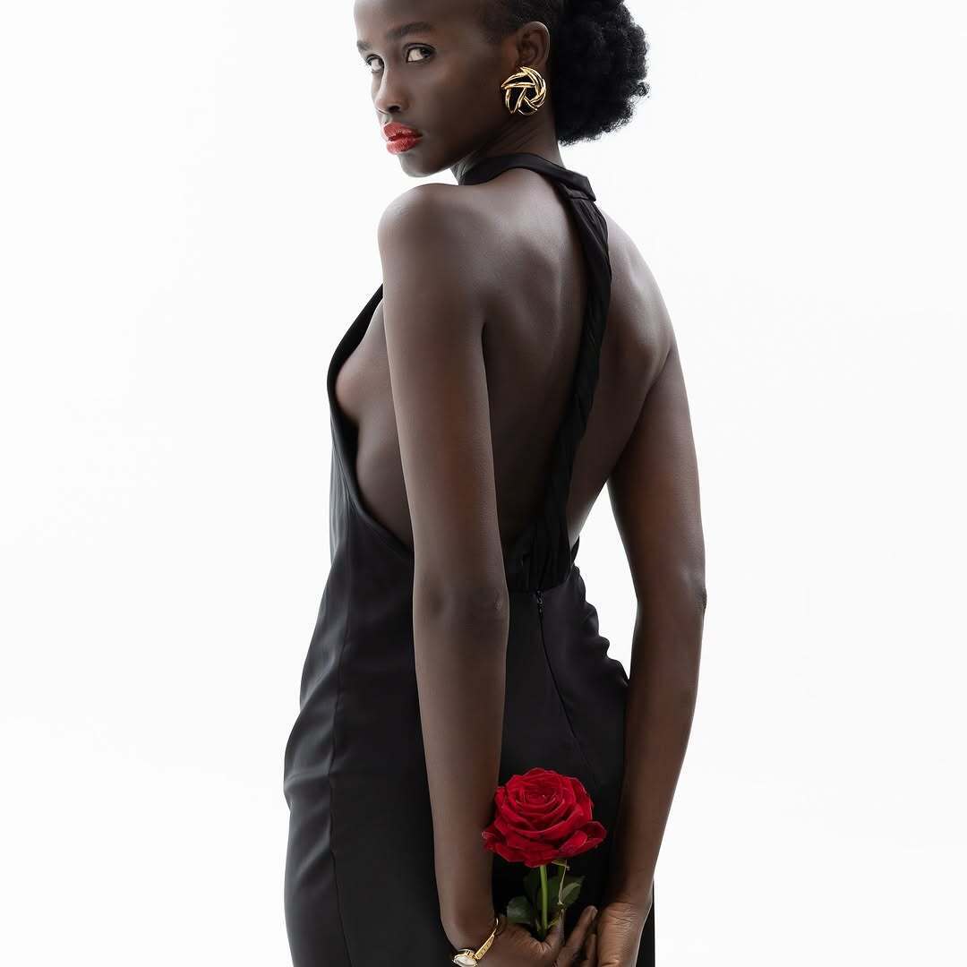 Платье с перекрутом на спине Etrette