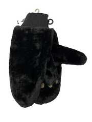 Варежки. Женские. Материал верха: Плюшевые. Подклад: Плюш-мех. Толстые. Внутри с мехом. 12 шт в упаковке, в упаковке разные цвета.